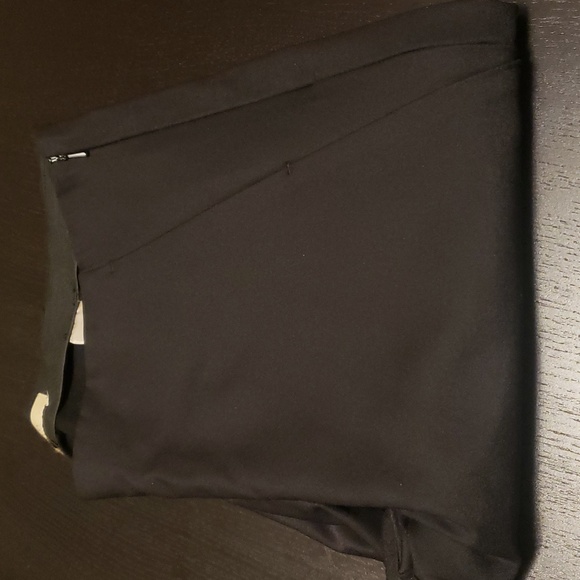 RW&CO Slim Leg Pant - Picture 8 of 8